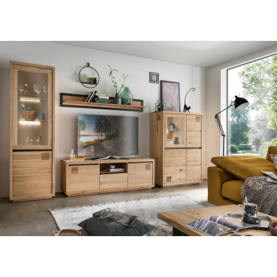 Dřevěný TV stolek