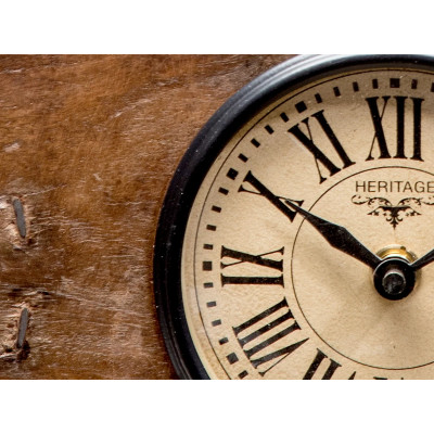 Uhr in Ziegelform