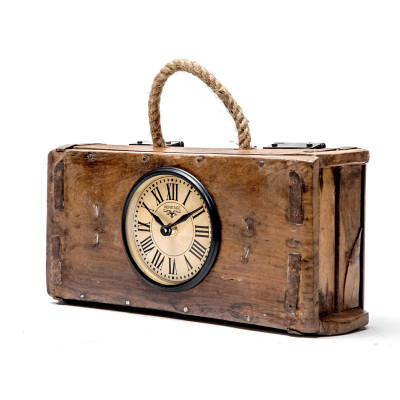 Uhr in Ziegelform